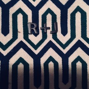 shoulder bag/ overnight bag. Navy blue/green